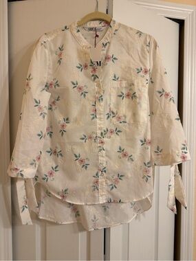 Vintage Floral Button-Down Shirt in Cream with Pink and Green Accents
